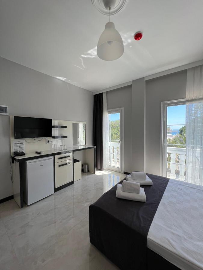 Otel Beyaz Inci 팔라무트부쿠 외부 사진